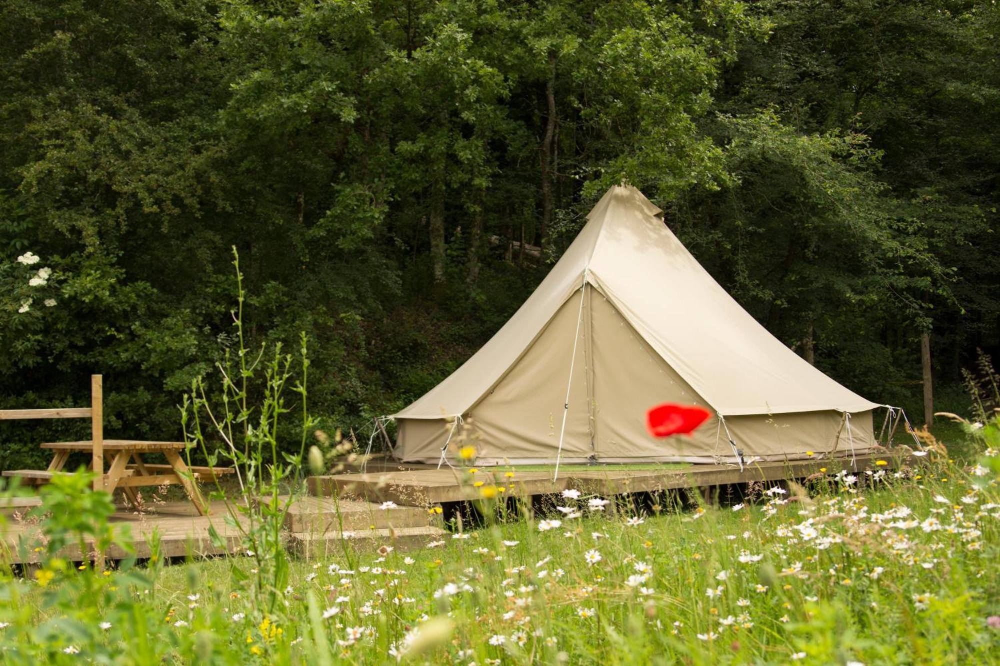 Belair Le Camping Champagnac-de-Bélair Екстериор снимка
