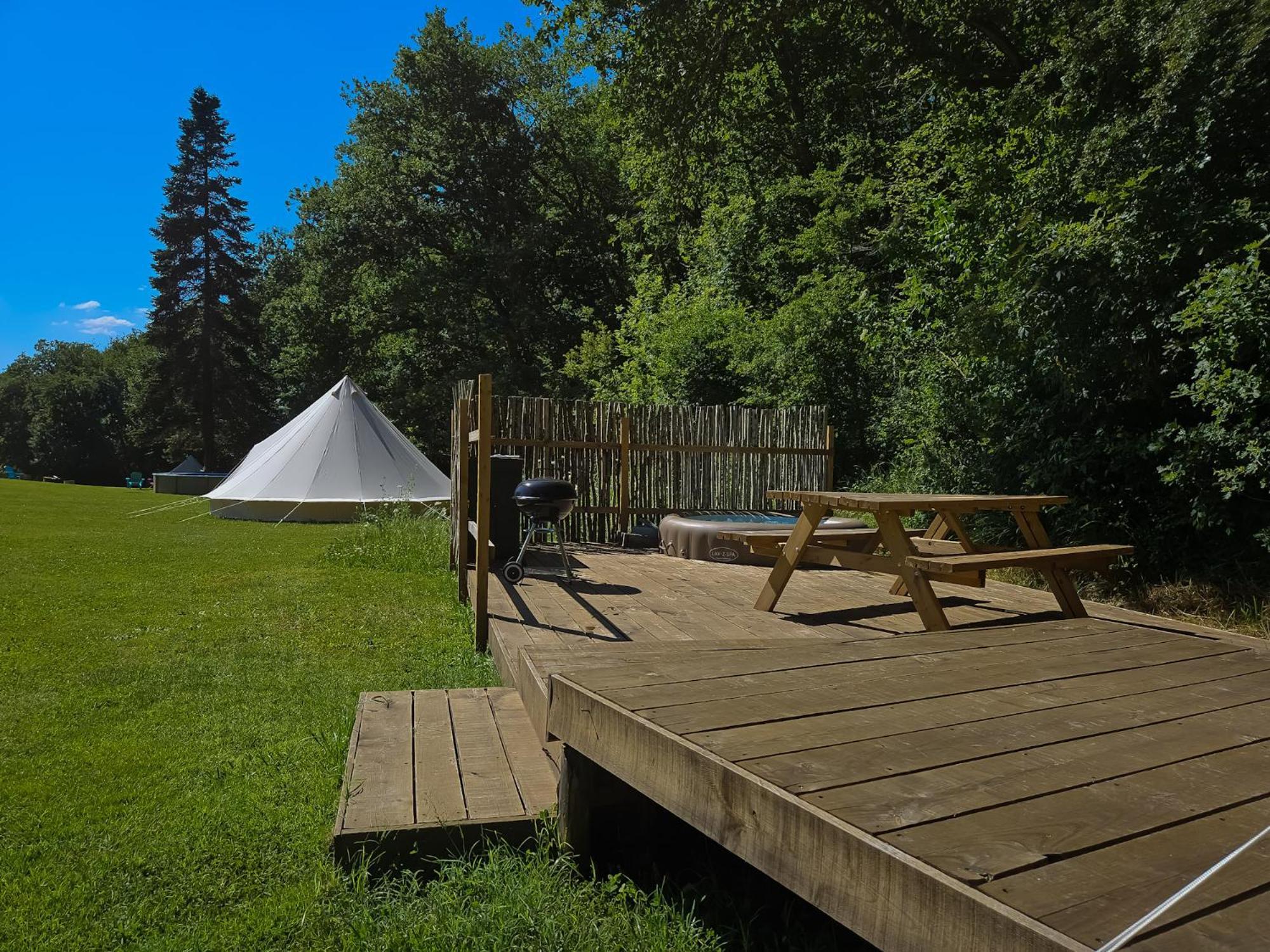 Belair Le Camping Champagnac-de-Bélair Екстериор снимка