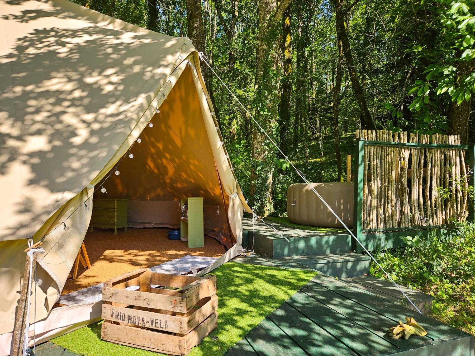 Belair Le Camping Champagnac-de-Bélair Екстериор снимка